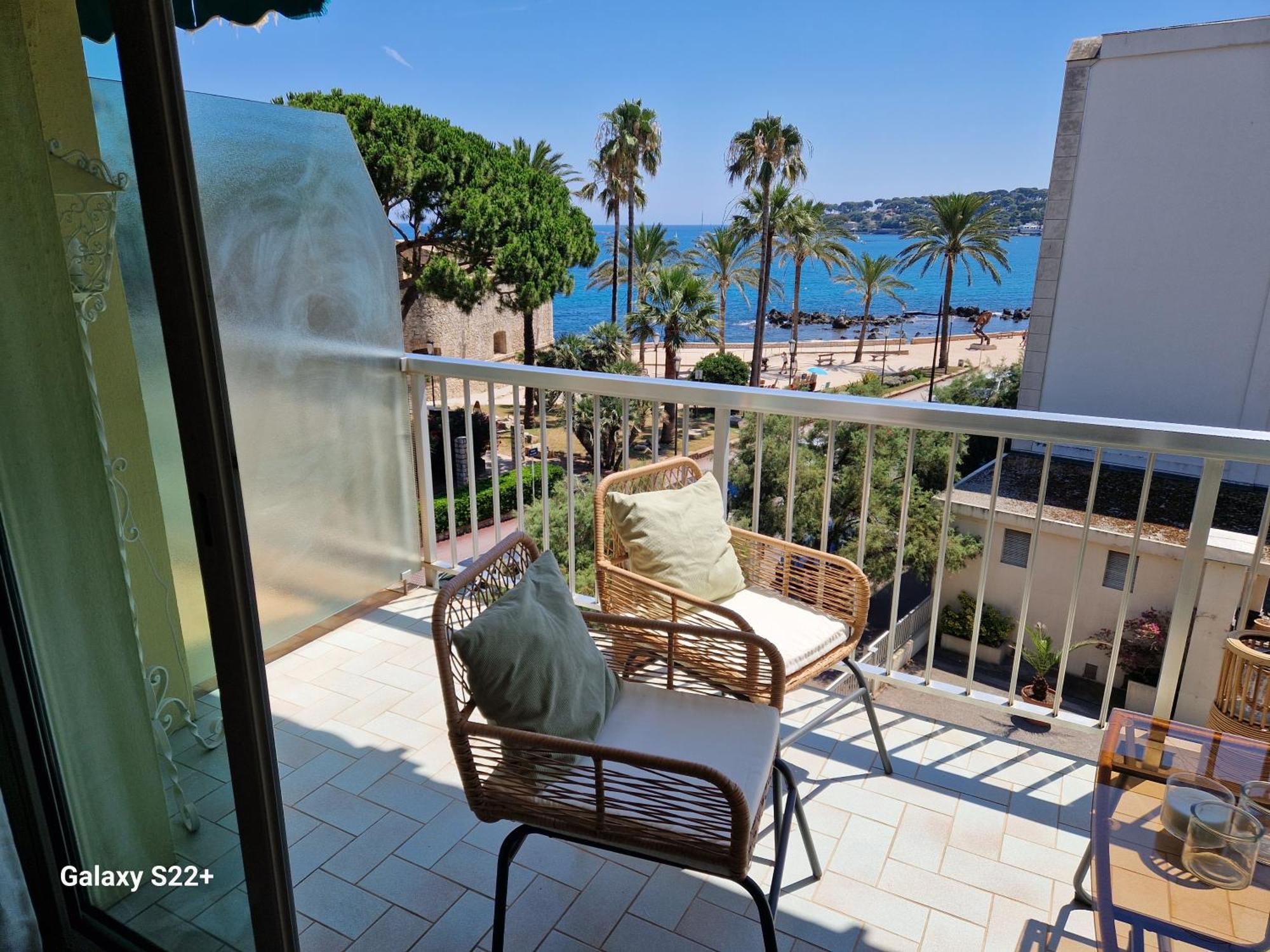 Cozy Studio, Sea View, Old Town, Near Beaches Antibes Buitenkant foto
