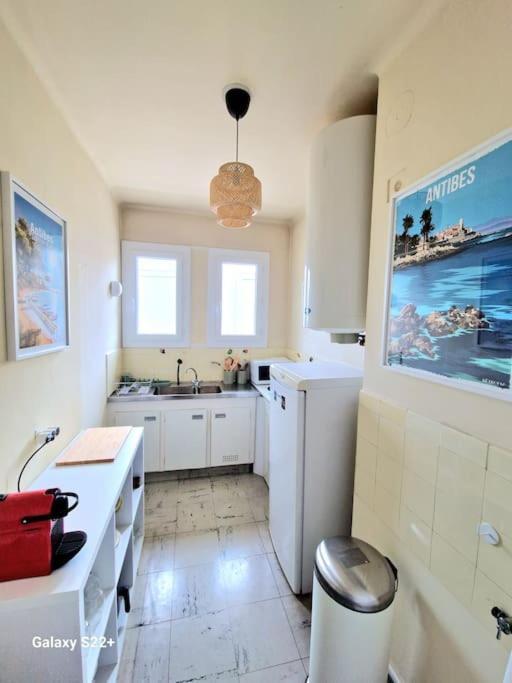 Cozy Studio, Sea View, Old Town, Near Beaches Antibes Buitenkant foto
