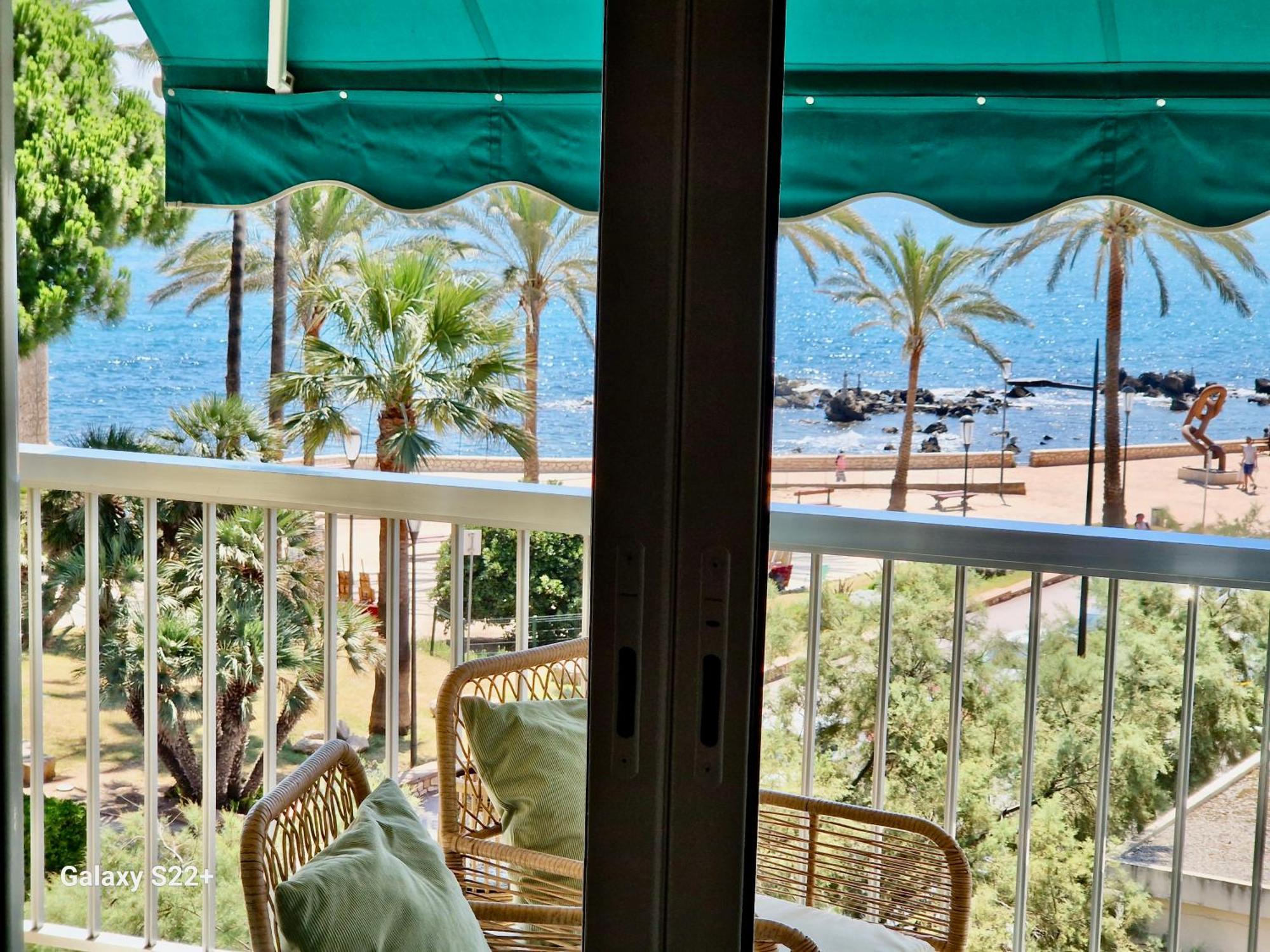 Cozy Studio, Sea View, Old Town, Near Beaches Antibes Buitenkant foto